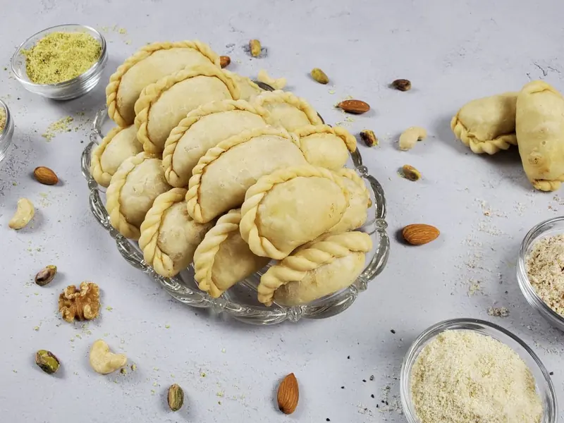 Kaju Barfi — काजू बर्फी