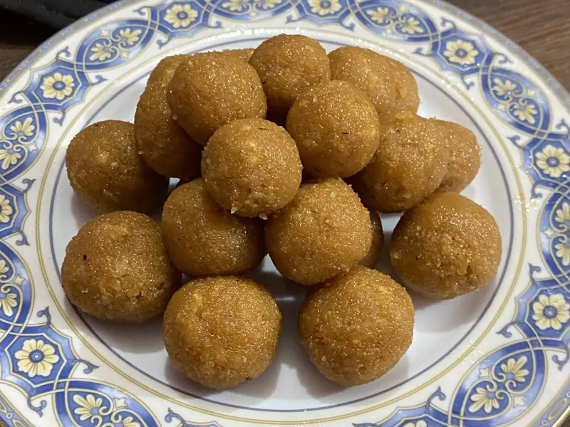 Motichoor Laddu — मोतीचूर लड्डू